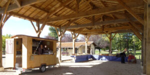 Marché hebdomadaire du mardi matin sous la halle !