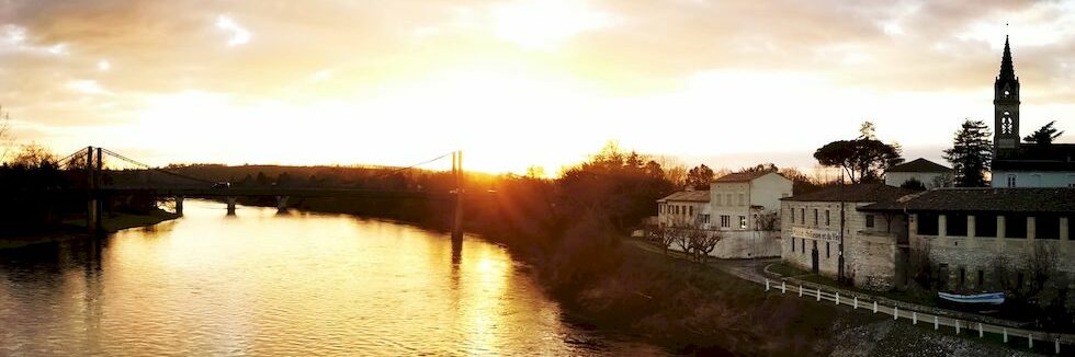 Mairie de Port-Sainte-Foy-et-Ponchapt - Vue Dordogne